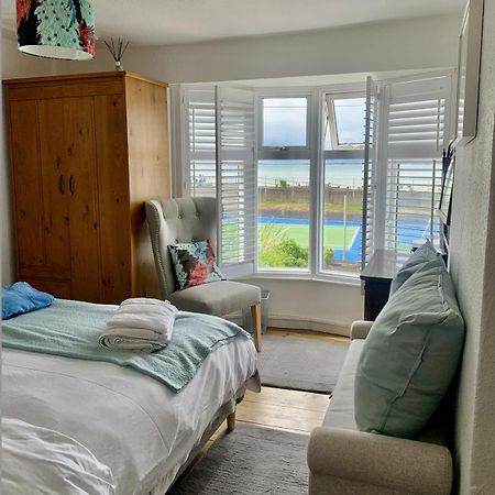 וויטסטייבל Marine Cottage מראה חיצוני תמונה