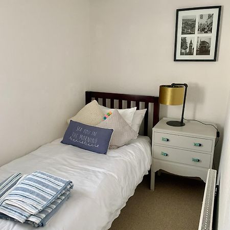 וויטסטייבל Marine Cottage מראה חיצוני תמונה