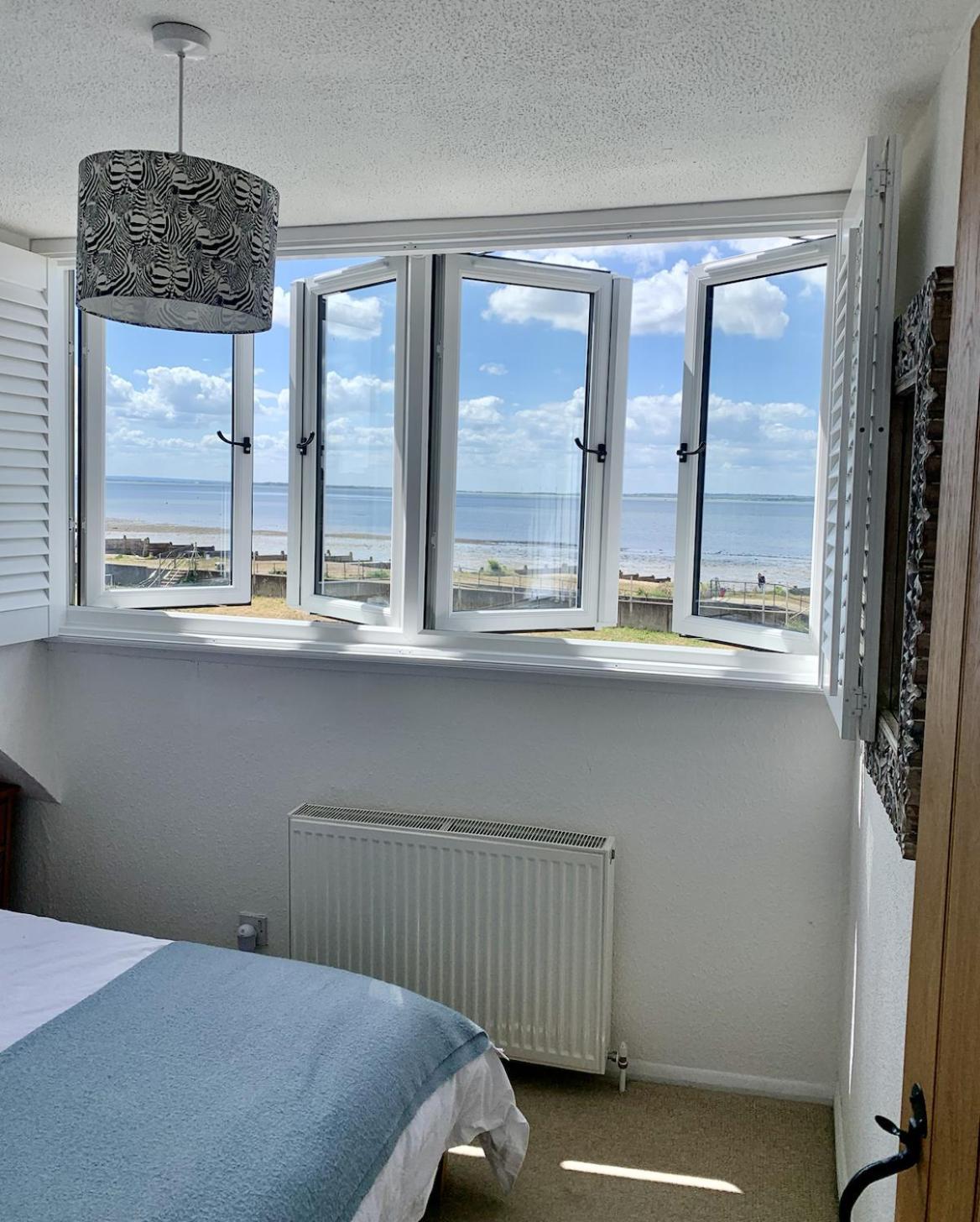 וויטסטייבל Marine Cottage מראה חיצוני תמונה