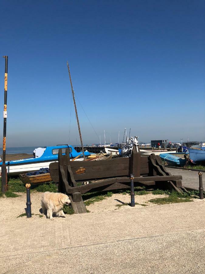 וויטסטייבל Marine Cottage מראה חיצוני תמונה